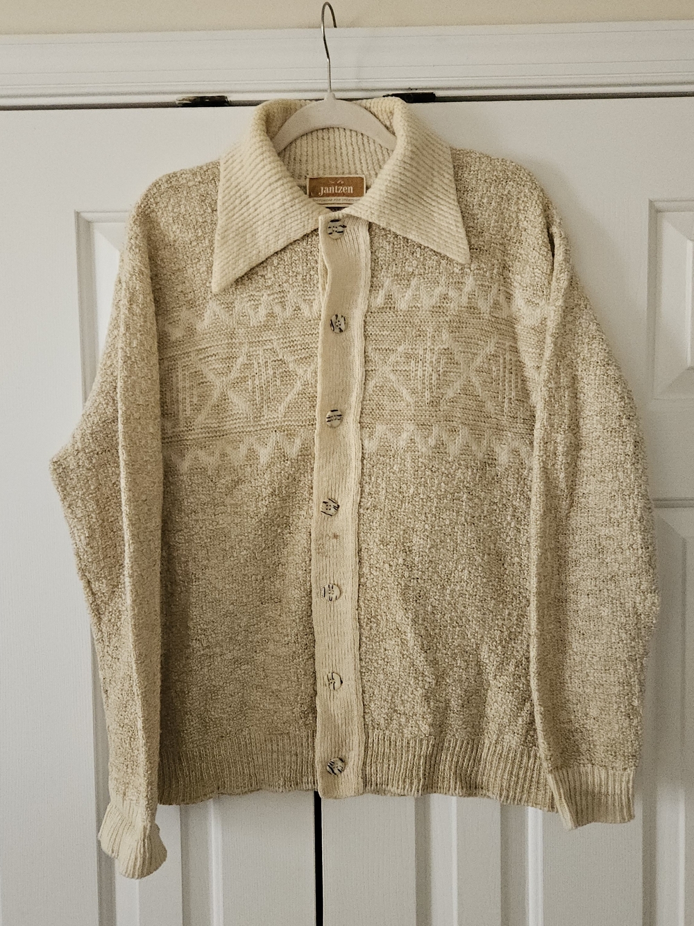VTG, Jantzen Beige/Ivory Geometric Chunky Knit Button,Collared Cardigan Men's L